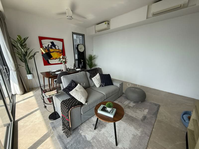 Amber Park, 18 Amber Gardens, 4 Bedrooms, 1,302 sqft, Condominium For Rent, by Norman Koh, 500128738 - Living Room - PropertyGuru.com.sg