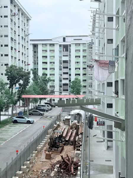 202 Yishun Street 21, 202 Yishun Street 21, 2 Bedrooms, 764 sqft, HDB Flat For Sale, by Vera Wong, 500128746 - Exterior - PropertyGuru.com.sg