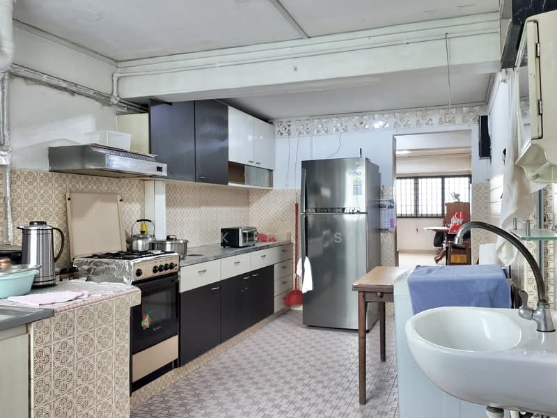67 Marine Drive, 67 Marine Drive, 3 Bedrooms, 818 sqft, HDB Flat For Sale, by Ezekiel Sim, 500128747 - Kitchen - PropertyGuru.com.sg