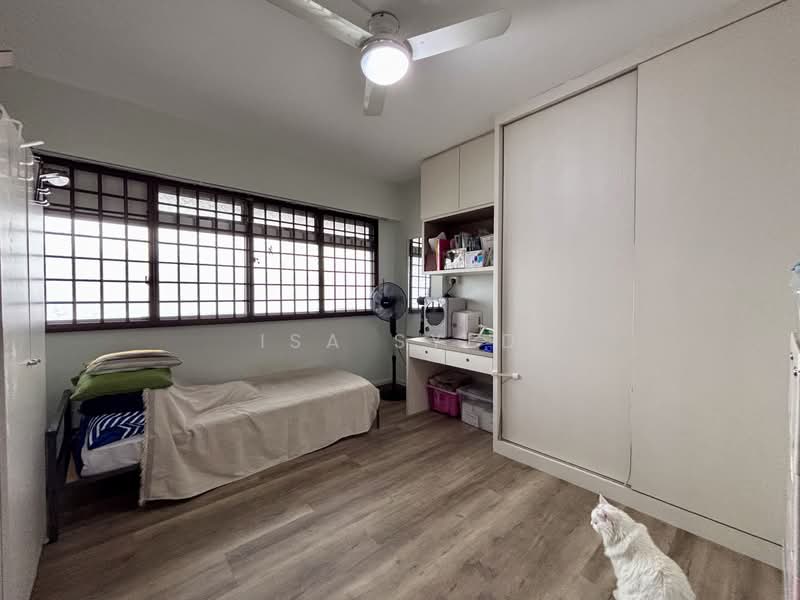 215 Pasir Ris Street 21, 215 Pasir Ris Street 21, 3 Bedrooms, 1,173 sqft, HDB Flat For Sale, by Isa Syed, 500128769 - Common Bedroom - PropertyGuru.com.sg