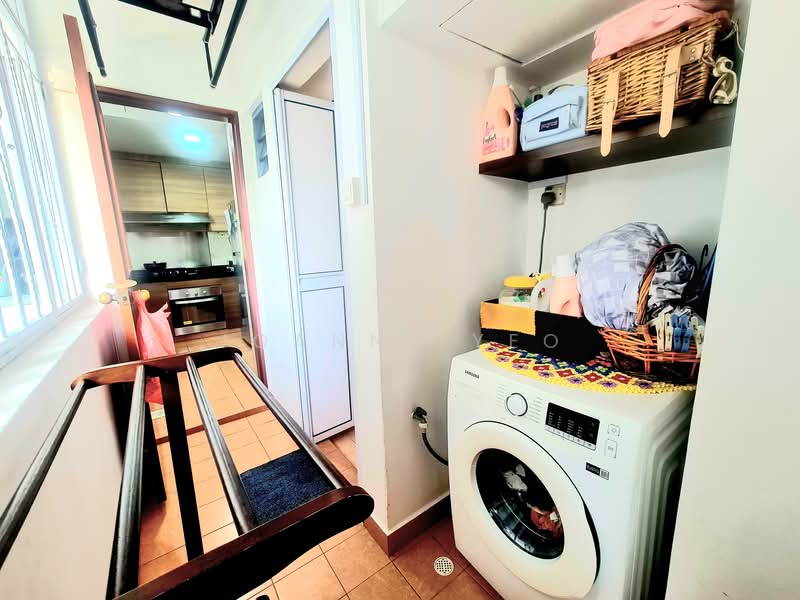 Aquarius By The Park, 3 Bedok Reservoir View, 3 Bedrooms, 1,206 sqft, Condominium For Rent, by Joanne Yeo, 500128781 - Yard + Helper Bath + Helper Room - PropertyGuru.com.sg