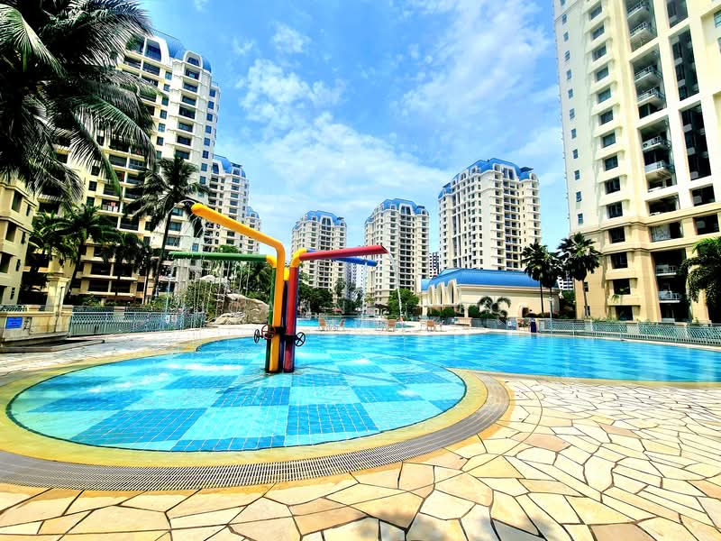 Aquarius By The Park, 3 Bedok Reservoir View, 3 Bedrooms, 1,206 sqft, Condominium For Rent, by Joanne Yeo, 500128781 - Children pool - PropertyGuru.com.sg