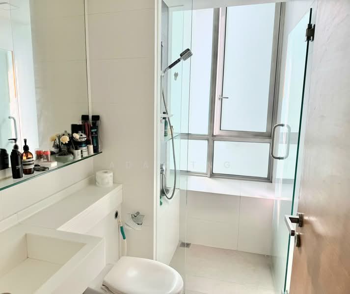 One Amber, 9 Amber Gardens, 3 Bedrooms, 1,335 sqft, Condominium For Rent, by Adam Tng, 500128797 - Bathroom - PropertyGuru.com.sg