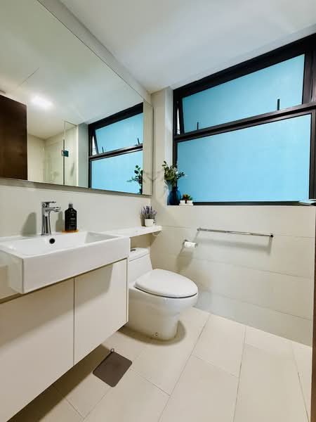 The Topiary, 19 Fernvale Lane, 3 Bedrooms, 1,055 sqft, Executive Condominium For Sale, by Isaac Lee, 500128813 - Bathroom - PropertyGuru.com.sg