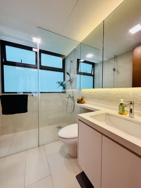 The Topiary, 19 Fernvale Lane, 3 Bedrooms, 1,055 sqft, Executive Condominium For Sale, by Isaac Lee, 500128813 - Bathroom - PropertyGuru.com.sg