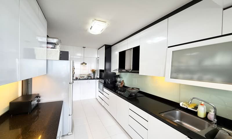 326A Anchorvale Road, 326A Anchorvale Road, 3 Bedrooms, 1,205 sqft, HDB Flat For Sale, by Elaine Lee, 500128828 - Kitchen - PropertyGuru.com.sg