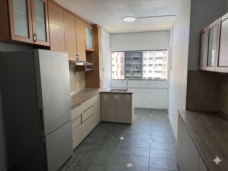 449 Jurong West Street 42, 449 Jurong West Street 42, 3 Bedrooms, 1,119 sqft, HDB Flat For Sale, by S.M. SUNDARAM, 500128832 - Kitchen - PropertyGuru.com.sg