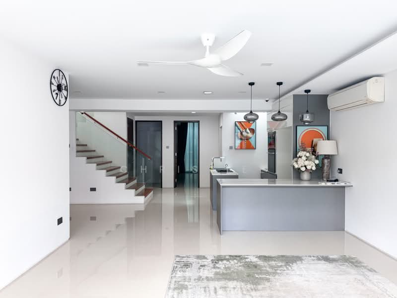 Seletar Hills Estate, 2 Kasai Road, 7 Bedrooms, 8,078 sqft, Detached House For Sale, by Chris Tee, 500128834 - Living Room - PropertyGuru.com.sg