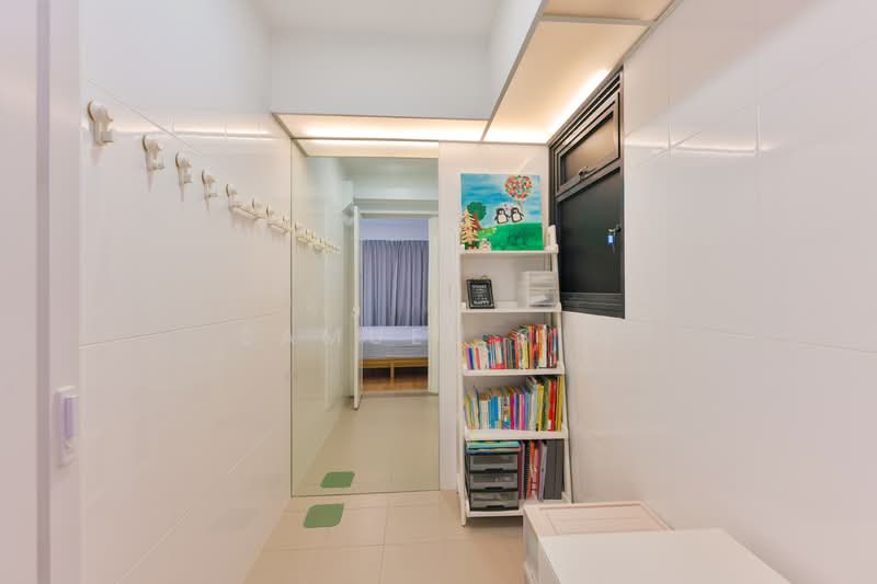 103A Bidadari Park Drive, 103A Bidadari Park Drive, 2 Bedrooms, 732 sqft, HDB Flat For Sale, by Samuel Sim, 500128842 - Corridor - PropertyGuru.com.sg