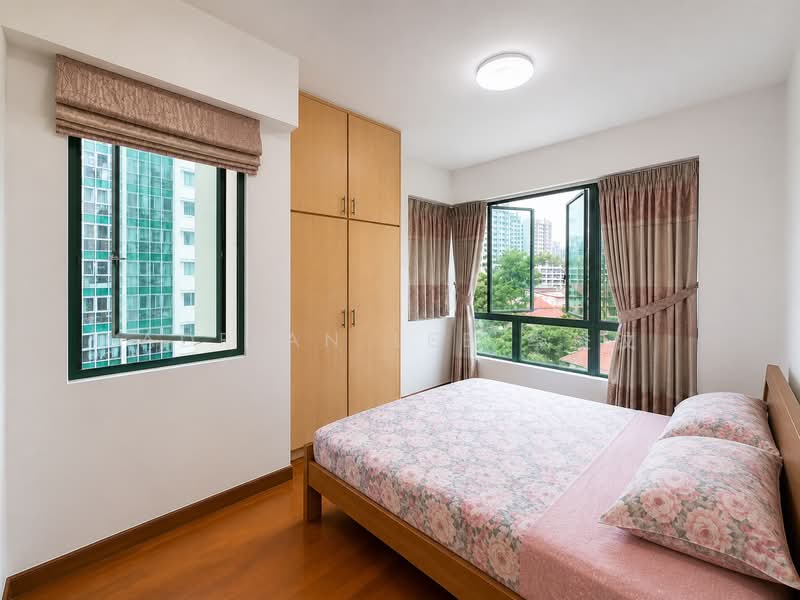 Palm Gardens, 2D Hong San Walk, 4 Bedrooms, 1,216 sqft, Condominium For Sale, by Adrian Lee 李俊汶, 500128846 - Bedroom - PropertyGuru.com.sg