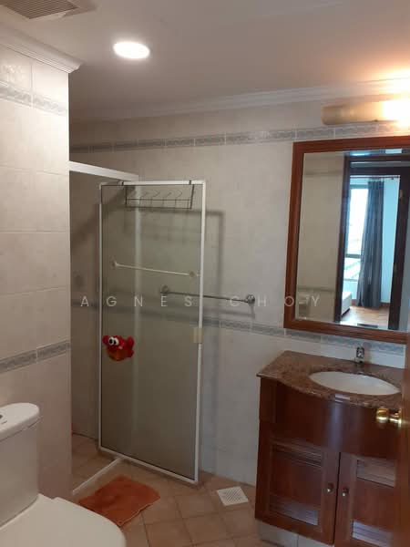 Hillbrooks, 90 Hillview Avenue, 2 Bedrooms, 883 sqft, Condominium For Rent, by Agnes Choy, 500128863 - Bathroom - PropertyGuru.com.sg