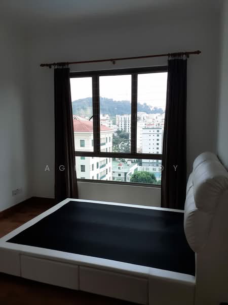 Hillbrooks, 90 Hillview Avenue, 2 Bedrooms, 883 sqft, Condominium For Rent, by Agnes Choy, 500128863 - Bedroom - PropertyGuru.com.sg