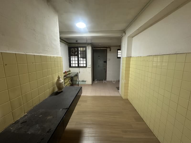 67 Circuit Road, 67 Circuit Road, 2 Bedrooms, 635 sqft, HDB Flat For Sale, by Sam Shum, 500128865 - Corridor - PropertyGuru.com.sg