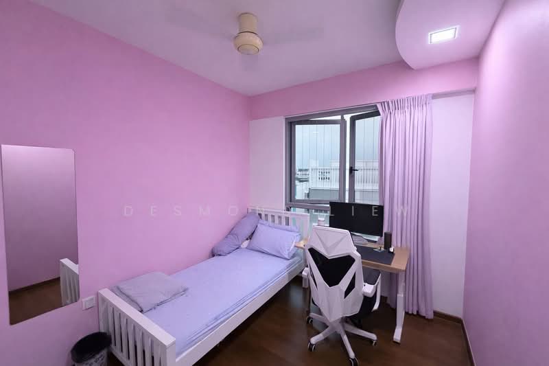 Arc at Tampines, 21 Tampines Avenue 8, 3 Bedrooms, 958 sqft, Executive Condominium For Sale, by Desmond Liew, 500128889 - Bedroom - PropertyGuru.com.sg