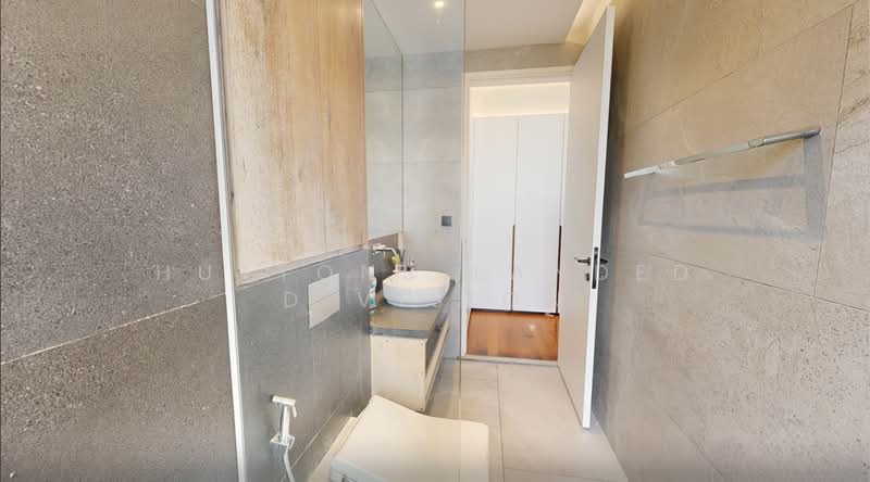 Luxury D15 Freehold Semi Detached with 7 Bedrooms Lift Pool Movie Room and Solar Panels, , 7 Bedrooms, 8,000 sqft, Semi-Detached House For Sale, by JYOTI, 500128891 - Bathroom - PropertyGuru.com.sg