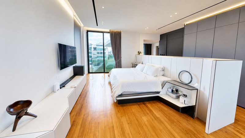 Luxury D15 Freehold Semi Detached with 7 Bedrooms Lift Pool Movie Room and Solar Panels, , 7 Bedrooms, 8,000 sqft, Semi-Detached House For Sale, by JYOTI, 500128891 - Master Bedroom - PropertyGuru.com.sg