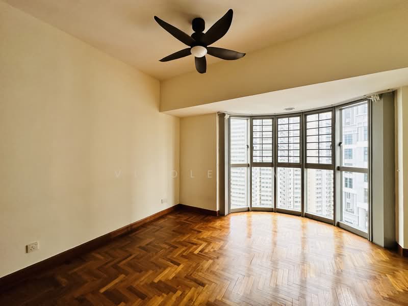 The Bayshore, 30 Bayshore Road, 4 Bedrooms, 1,432 sqft, Condominium For Sale, by Vicole Lim, 500128892 - Living Room - PropertyGuru.com.sg