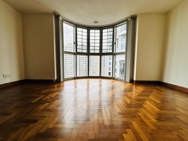The Bayshore, 30 Bayshore Road, 4 Bedrooms, 1,432 sqft, Condominium For Sale, by Vicole Lim, 500128892 - Living Room - PropertyGuru.com.sg