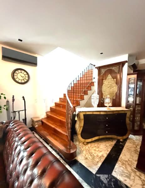 Charming 2 Storey Corner Terrace for Sale, No West Sun, Regular & Squarish plot, Park 2 cars, 4 Bedrooms, 2,400 sqft, Corner Terrace For Sale, by Stephanie Tok, 500128893 - Living Room - PropertyGuru.com.sg