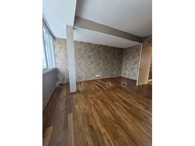 For Rent - 2 rooms with attached near Kovan Mrt