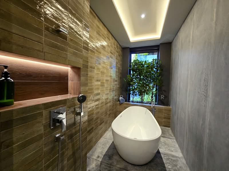 Multi Generational Gem Lift/ Gym/ Pool, Telok Kurau Road, 7 Bedrooms, 9,450 sqft, Detached House For Sale, by Susan Prior, 500128917 - PropertyGuru.com.sg