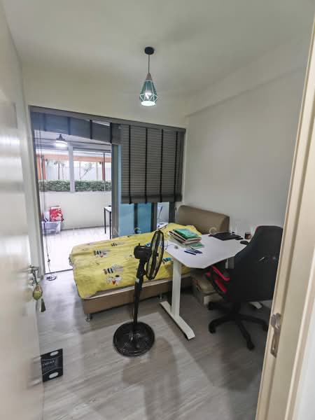 Skies Miltonia, 21 Miltonia Close, 2 Bedrooms, 969 sqft, Condominium For Sale, by Zhang Yuchi, 500128926 - Common Bedroom - PropertyGuru.com.sg