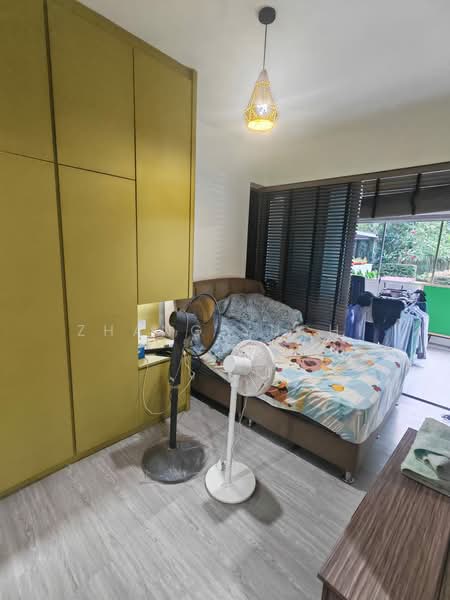 Skies Miltonia, 21 Miltonia Close, 2 Bedrooms, 969 sqft, Condominium For Sale, by Zhang Yuchi, 500128926 - Master Bedroom - PropertyGuru.com.sg