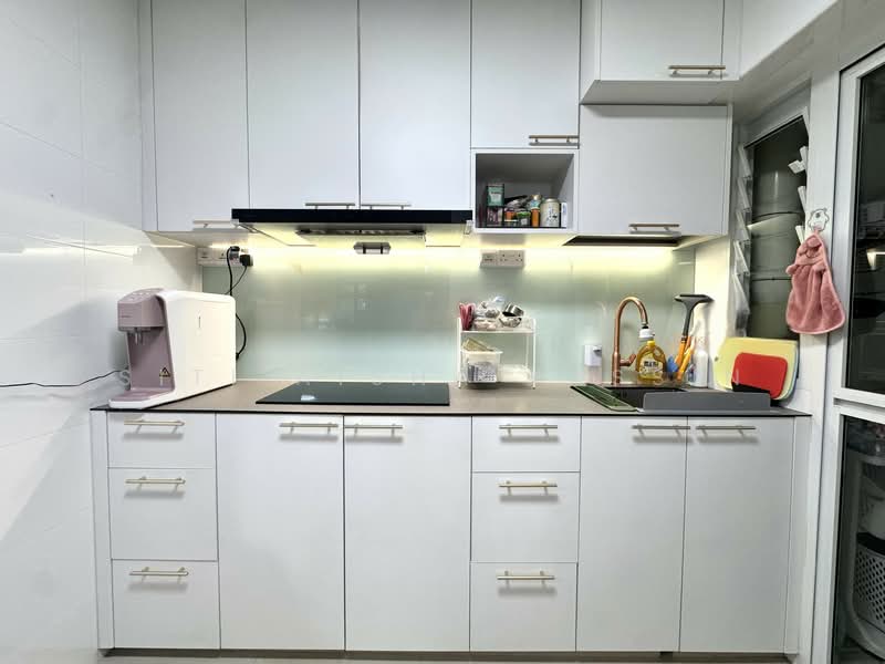 620B Tampines Street 61, 620B Tampines Street 61, 3 Bedrooms, 1,001 sqft, HDB Flat For Sale, by Siti Aisha Yassin, 500128954 - Kitchen - PropertyGuru.com.sg