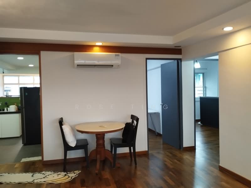 219 Lorong 8 Toa Payoh, 219 Lorong 8 Toa Payoh, 3 Bedrooms, 1,000 sqft, HDB Flat For Rent, by Rose Ting, 500128965 - Interior - PropertyGuru.com.sg