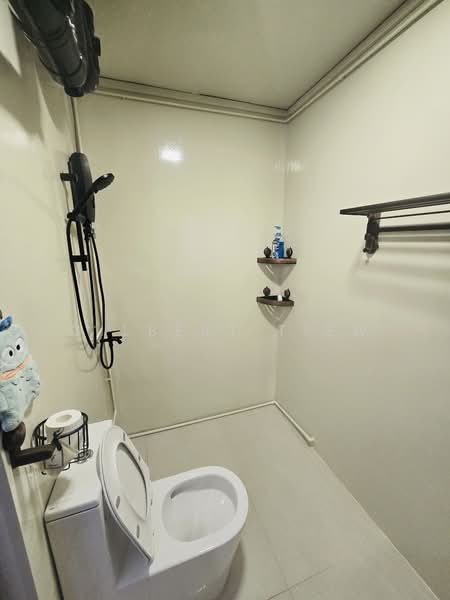 14A Upper Boon Keng Road, 14A Upper Boon Keng Road, Room Rental, 300 sqft, HDB Flat For Rent, by Gilbert Tiew, 500128966 - Bathroom - PropertyGuru.com.sg