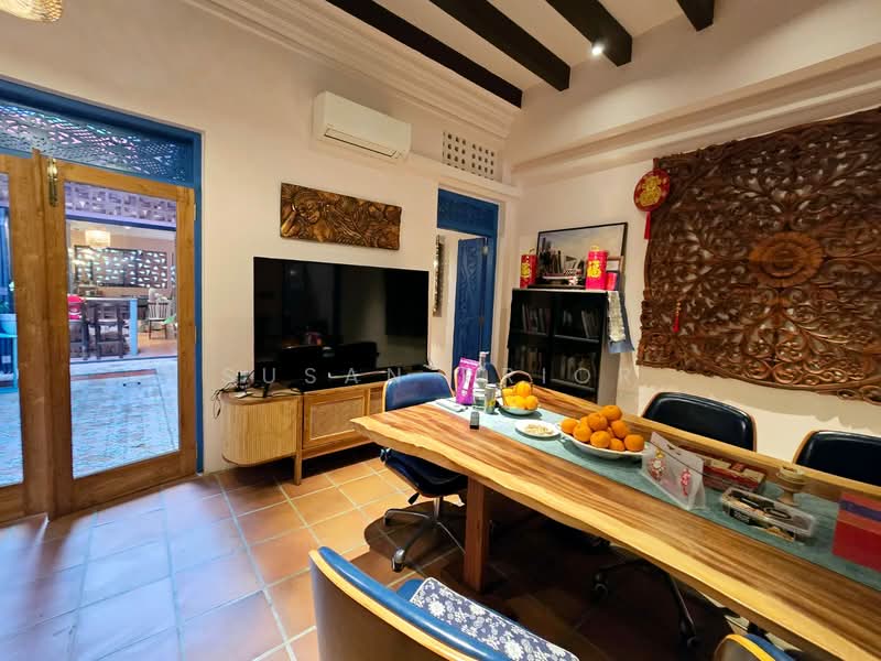 River Valley/ Hoot Kiam/ Great World MRT, River Valley, Hoot Kiam Road Conservation, 3 Bedrooms, 3,150 sqft, Conservation House For Sale, by Susan Prior, 500128968 - PropertyGuru.com.sg
