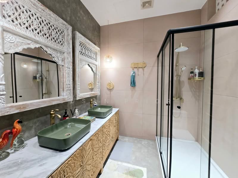 River Valley/ Hoot Kiam/ Great World MRT, River Valley, Hoot Kiam Road Conservation, 3 Bedrooms, 3,150 sqft, Conservation House For Sale, by Susan Prior, 500128968 - PropertyGuru.com.sg