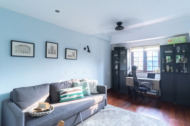 Move-in Condition Corner Terrace in Frankel, , 7 Bedrooms, 5,000 sqft, Corner Terrace For Sale, by Isaac Lee, 500128975 - Bedroom - PropertyGuru.com.sg