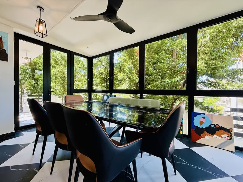 Move-in Condition Corner Terrace in Frankel, , 7 Bedrooms, 3,803 sqft, Corner Terrace For Sale, by Isaac Lee, 500128975 - Dining Room - PropertyGuru.com.sg