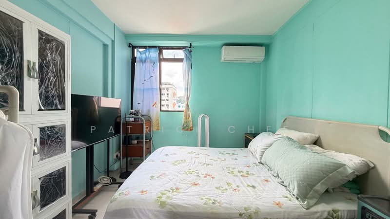 506 Bukit Batok Street 52, 506 Bukit Batok Street 52, 2 Bedrooms, 743 sqft, HDB Flat For Sale, by Patrick Chee, 500128991 - Bedroom - PropertyGuru.com.sg