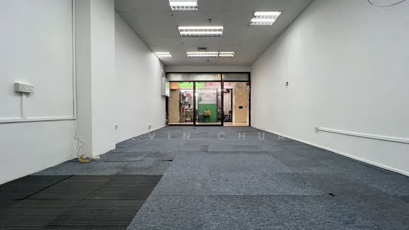 Lucky Plaza, 304 Orchard Road, 398 sqft, Mall Shop For Rent, by Alvin Chua, 500128997 - Interior - CommercialGuru.com.sg