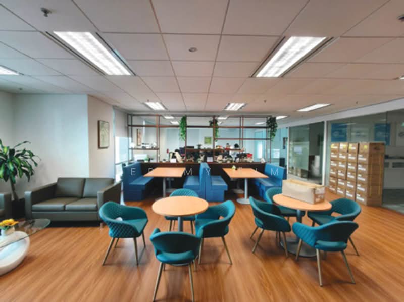 Bugis Junction Towers, 230 Victoria Street, 2,895 sqft, Office For Rent, by Jeremy Lim, 500129003 - Interior - CommercialGuru.com.sg