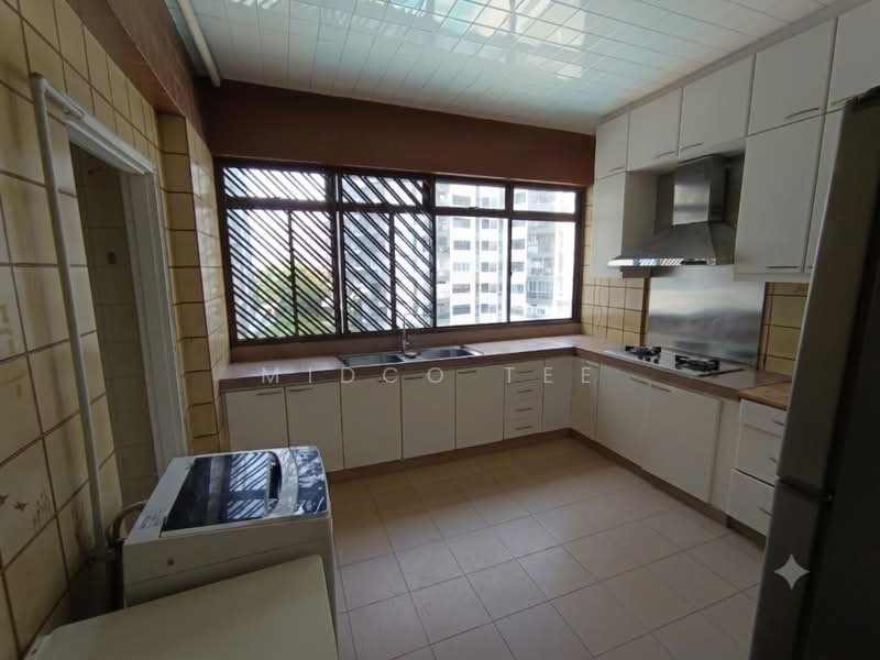 Nadia Mansions, 32 Ah Hood Road, Room Rental, 160 sqft, Apartment For Rent, by Midco Tee, 500129008 - Kitchen - PropertyGuru.com.sg