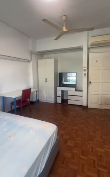 Nadia Mansions, 32 Ah Hood Road, Room Rental, 220 sqft, Apartment For Rent, by Midco Tee, 500129008 - Bedroom - PropertyGuru.com.sg