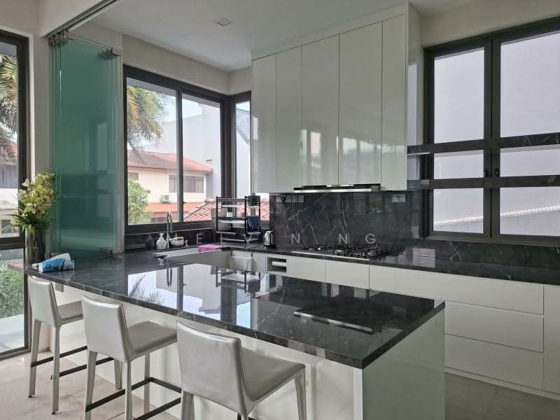 ⭐4years Old Modern Bungalow Home✅Walk to Seletar Mall, South Facing | 7 Rooms | Pool & Lift | 4 Cars, 7 Bedrooms, 8,075 sqft, Bungalow House For Sale, by Melvin Ng, 500129012 - Kitchen - PropertyGuru.com.sg