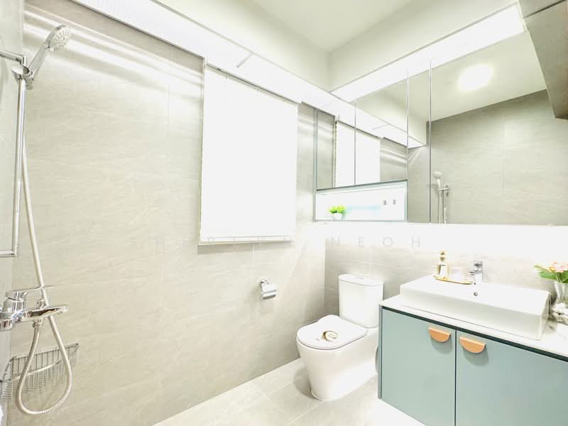 43A Margaret Drive, 43A Margaret Drive, 2 Bedrooms, 678 sqft, HDB Flat For Sale, by Sherlyn Neoh, 500129018 - Bathroom - PropertyGuru.com.sg