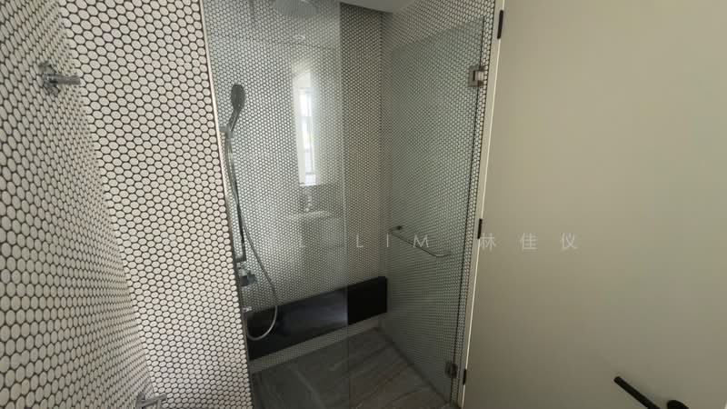 10 Evelyn, 10 Evelyn Road, 3 Bedrooms, 1,432 sqft, Condominium For Sale, by Cheryl Lim 林佳仪, 500129028 - Bathroom - PropertyGuru.com.sg