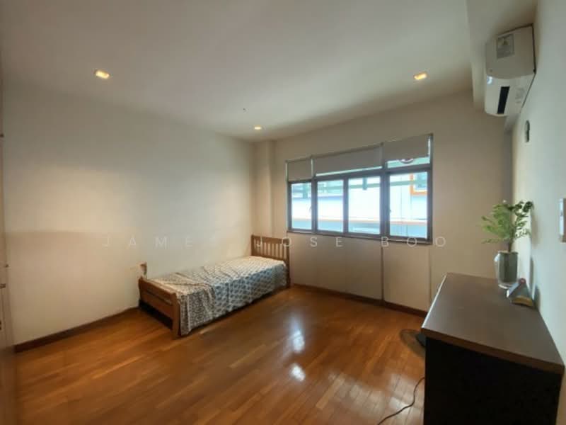 Ideal for extended families stay | Siglap 7 bedrooms Semi Detached | Lift possible, , 7 Bedrooms, 4,100 sqft, Semi-Detached House For Sale, by James Jose Boo, 500129079 - PropertyGuru.com.sg