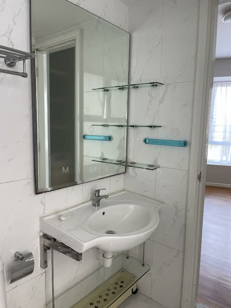 Blossoms @ Woodleigh, 14 Woodleigh Close, 3 Bedrooms, 1,206 sqft, Condominium For Rent, by Mimi Tan, 500129084 - Bathroom - PropertyGuru.com.sg
