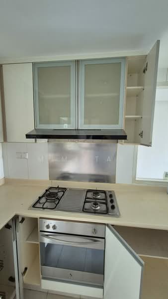 Blossoms @ Woodleigh, 14 Woodleigh Close, 3 Bedrooms, 1,206 sqft, Condominium For Rent, by Mimi Tan, 500129084 - Kitchen - PropertyGuru.com.sg