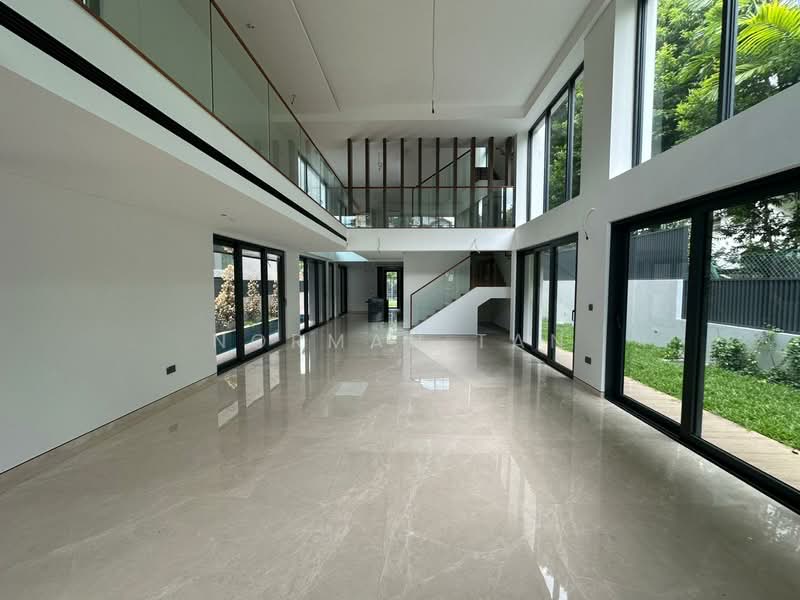 Braddell Heights Estate, Matlock Rise, 6 Bedrooms, 8,965 sqft, Bungalow House For Sale, by Norman Tan, 500129089 - Living Room - PropertyGuru.com.sg