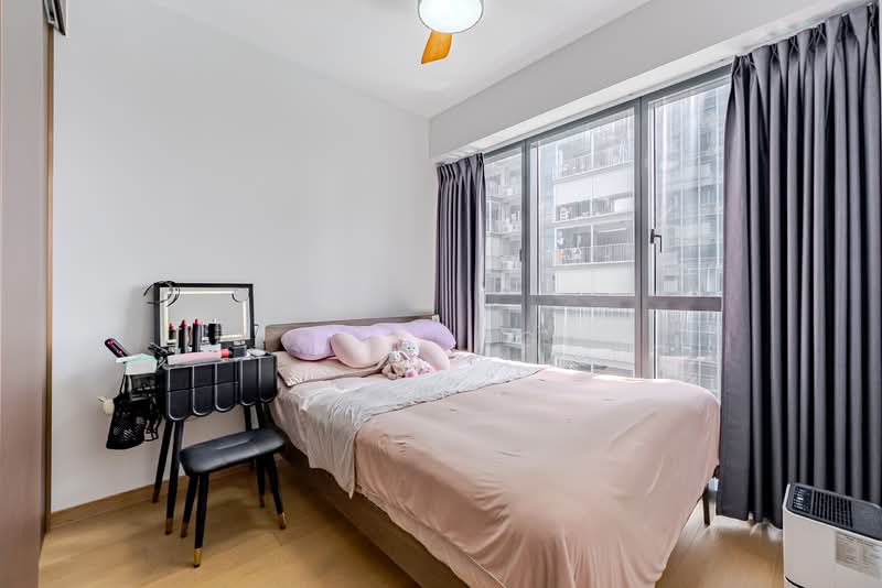 The Florence Residences, 91 Hougang Avenue 2, 2 Bedrooms, 667 sqft, Condominium For Sale, by Zac Ng, 500129094 - Master Bedroom - PropertyGuru.com.sg