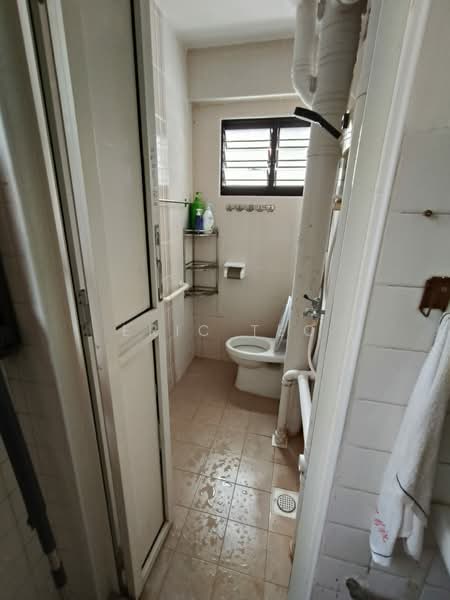 772 Yishun Avenue 3, 772 Yishun Avenue 3, Sembawang / Yishun, Room Rental, 134 sqft, HDB Flat For Rent, by Eric Teo, 500129100 - Bathroom - PropertyGuru.com.sg