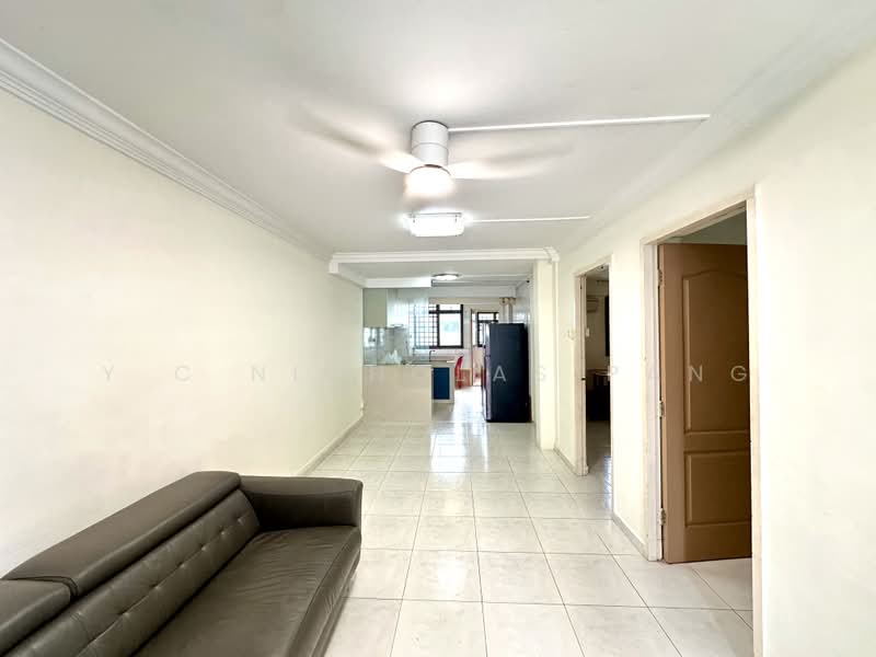 124 Lorong 1 Toa Payoh, 124 Lorong 1 Toa Payoh, 3 Bedrooms, 722 sqft, HDB Flat For Sale, by Y C Nicholas Pang, 500129104 - Living Room - PropertyGuru.com.sg