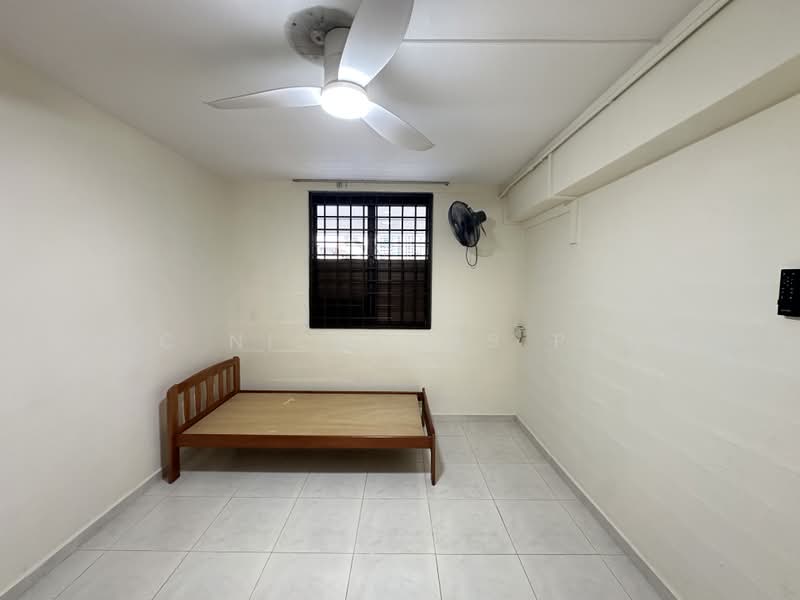 124 Lorong 1 Toa Payoh, 124 Lorong 1 Toa Payoh, 3 Bedrooms, 722 sqft, HDB Flat For Sale, by Y C Nicholas Pang, 500129104 - Bedroom - PropertyGuru.com.sg